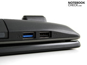 Es gibt zwar EINEN USB 3.0 Port (Blau),