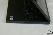 Das Vostro 1710 besitzt ein Slot-in DVD Laufwerk...