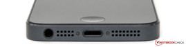 Unterseite: Audio, Mikrofon, Lightning, Lautsprecher
