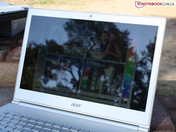 Aspire S7: Ansicht seitlich, Sonne