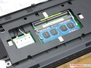 Das WLAN-Modul kann wie HDD und RAM ersetzt werden.
