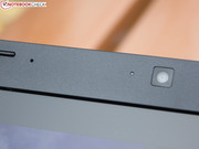 Die Webcam sorgt mit winzigen 0.3 Megapixeln für rauschende Fotos.