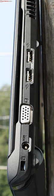 Asus U36SD-RX114V: Das flache, steife Gehäuse hat uns bereits beim Vorgänger U36JC-RX081V (Silber) sehr gut gefallen.