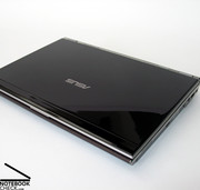 Auch bei der farblichen Gestaltung gibt sich das Asus U6S sehr dezent.