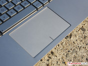 großes Touchpad (Click-Pad) ohne separate Tasten