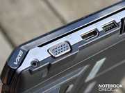 Bei den Anschlüssen setzt Asus auf Netbook-Standards.