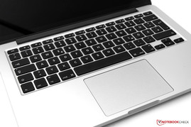 Chiclet-Style-Keyboard mit Hintergrundbeleuchtung.