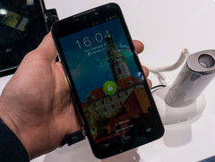 MWC 2013 | 5,7"-Smartphone ZTE Grand Memo mit Quad-Core Snapdragon 800