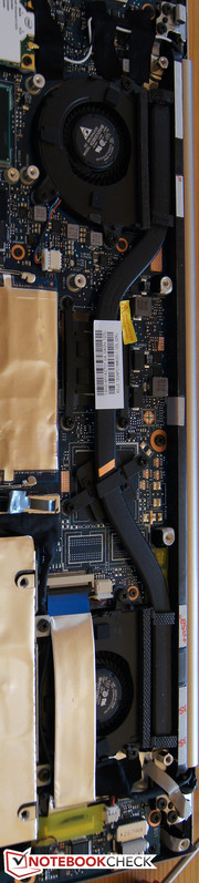 Vor allem das ausgeklügelte Kühlsystem mit 2 Heatpipes und 2 Lüftern gefällt wegen einer relativ ruhigen Geräuschkulisse.