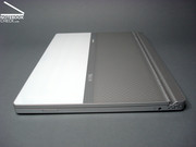 nur ein geringer Teil des Notebooks trägt der Bezeichnung "Pearl" Rechnung