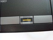 Fingerabdruckscanner in die Touchpadtasten eingebettet