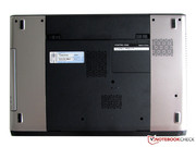 Unterseite des Vostro 3555