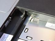Unter dem Akkumulator ist ein SimCard-Schacht vorbereitet (kein integriertes 3G).