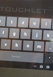 Die virtuelle Tastatur reagiert nicht immer prompt.