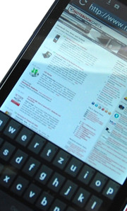 Der Touch-Screen zeigt Reaktionsfreude.