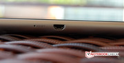 Unten: USB-/Ladebuchse und Reset