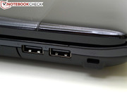 2x USB-2,0, Kensington Lock Slot