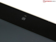Die HD-Kamera (1.2 MP) an der Frontpartie erzeugt hingegen ein verwaschenes Bild.