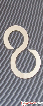 Auf der Oberfläche sind dieses Muster und Design vorzufinden
