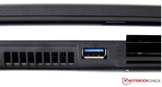 Links befindet sich der USB 3.0-Anschluss