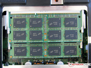 Beide DIMM-Slots sind beim H710 Notebook bereits belegt
