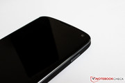 Die Frontkamera löst mit 1,3 MP auf.