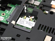Hier ist die kombinierte WLAN/Bluetooth mini PCI-Express Karte.
