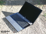 Angetrieben von einem schwachen AMD Athlon II P320 sind die Leistungsreserven gering.
