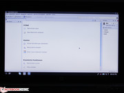 Die QuickWeb-Anwendungen Pidgin-E-Mail, Splashtop-Webbrowser, Skype, Chat, Fotoanzeige und Musik-Player ähneln denen im Windows.