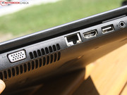 Anschlüsse hat es für diesen Zweck genug, inklusive HDMI, Kartenleser und zwei Audio-Ports.