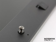 Sogar eine Deckel-Arretierung aus stabilem Metall ist an Bord.