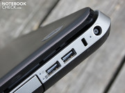 USB 3.0 ist zweimal an Bord, aber kein Bluetooth oder ExpressCard.