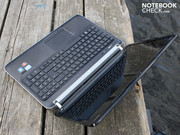 denn es kombiniert für 799 Euro eine aktuelle Vierkern-CPU