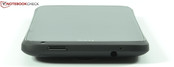 Stirnseite: Power-Knopf, 3,5 mm Klinke, Mikrofon