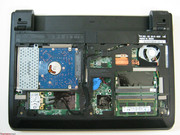 Hier kann man HDD, WLAN, RAM, Knopfbatterie und den CPU-Lüfter sehen