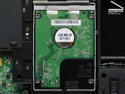 Die Festplatte ist mit einer Kapazität von 80 GByte nicht üppig bemessen. Für das Speichern großvolumiger Datenmengen hat das Extensa 5220 als weiteren Massenspeicher aber auch ein optisches Laufwerk an Bord.