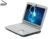 Das Aspire 2920 kommt noch in Acers erstem Gemstone-Design daher. Helles Grau und abgerundete Formen bestimmen das Bild.
