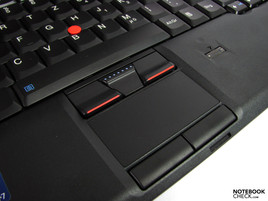 Touchpad und Trackpoint lassen sich gut bedienen