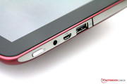 Peripherie kann über zwei USB-Ports angesteuert werden.