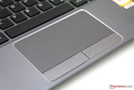 Angenehmes Touchpad. Klick-Geräusch zu laut.