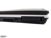 USB 2.0 und mehrere Karteneinschübe befinden sich weiter vorne