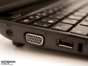 An der linken Seite befinden sich 1 USB, VGA, Stromanschluss, Kensington Lock und ...