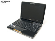 Das schicke Toshiba Satellite T110-10R von Vorne, ...