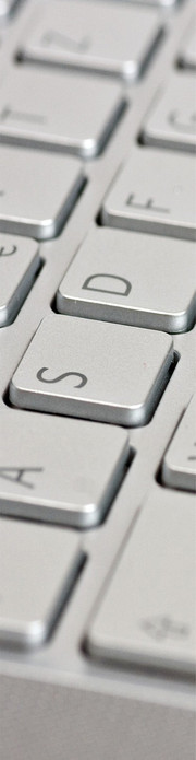 Die Tastatur mit freistehenden Tasten im Detail.