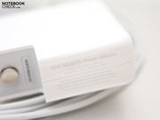 Das 85 Watt Netzteil ist auf den Betrieb unter Mac OS X optimiert.