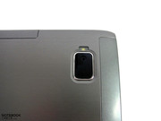 5 MP Kamera mit Blitz und Autofokus