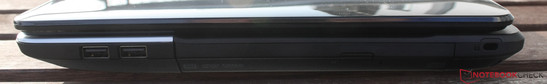 Rechte Seite: Kensington Lock, DVD-Brenner, 2x USB 2.0
