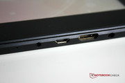 Der mini-HDMI-Port benötigt einen Adapter, ...