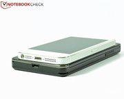 ...die wuchtigen Abmessungen des Jiayu G3 deutlich.
