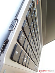 Hersteller Samsung verbaut dem Serie 5 550P5C-T02...